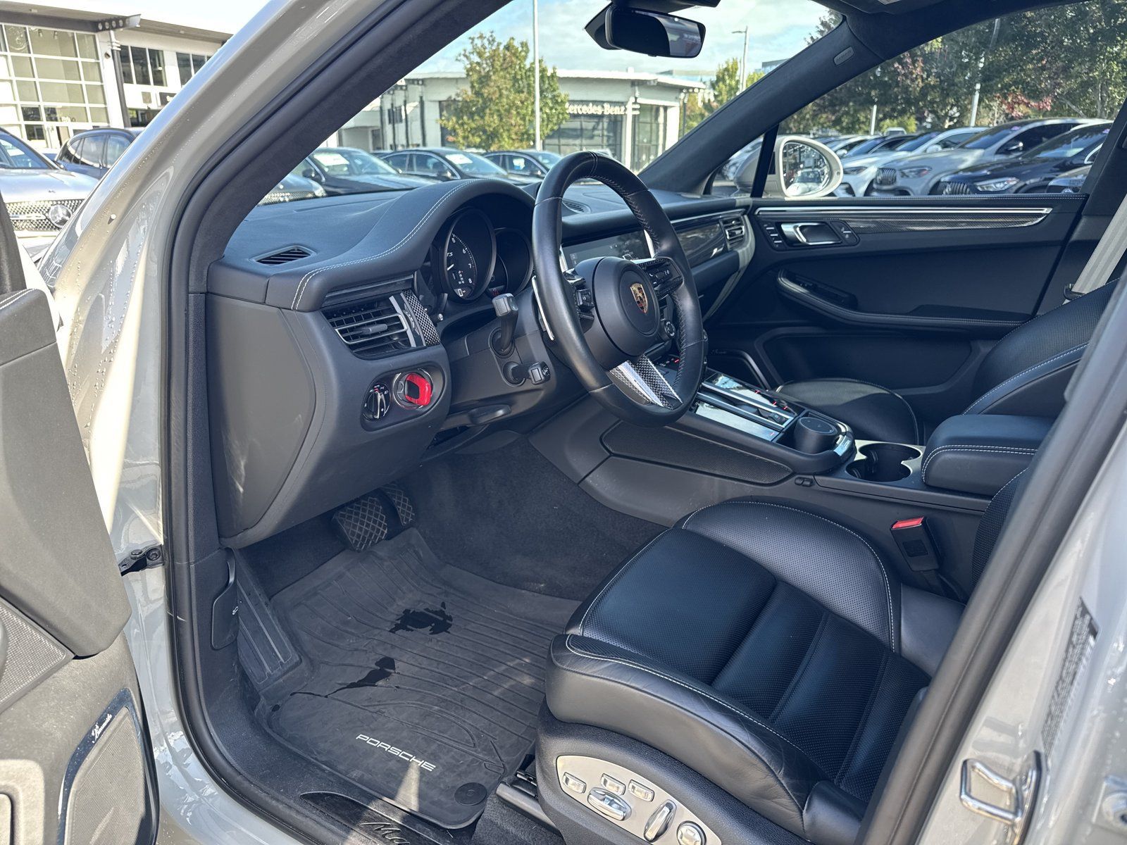 Used 2023 Porsche Macan GTS AWD/4WD image 17