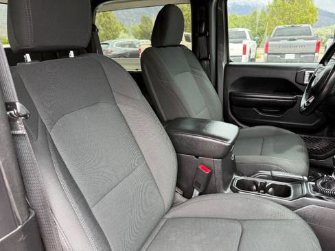 Used 2020 Jeep Wrangler Sport AWD/4WD image 26