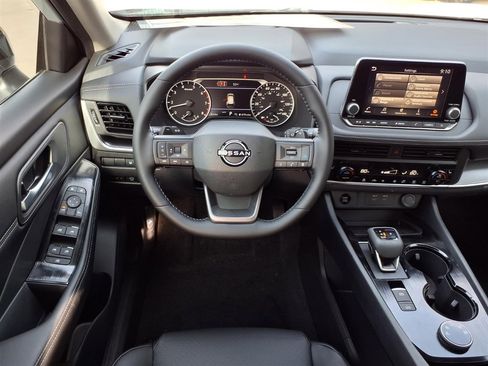 New 2026 Nissan Rogue SV AWD/4WD image 13