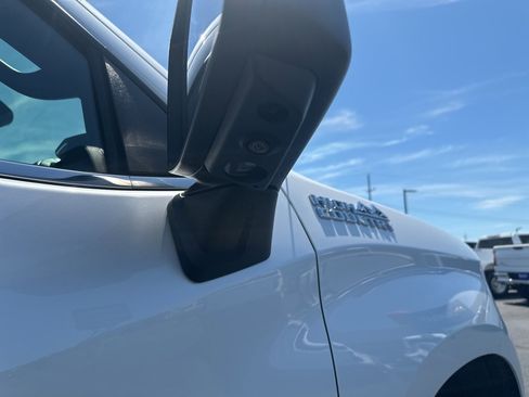 Used 2023 Chevrolet Silverado 1500 High Country w/ Technology Package image 19