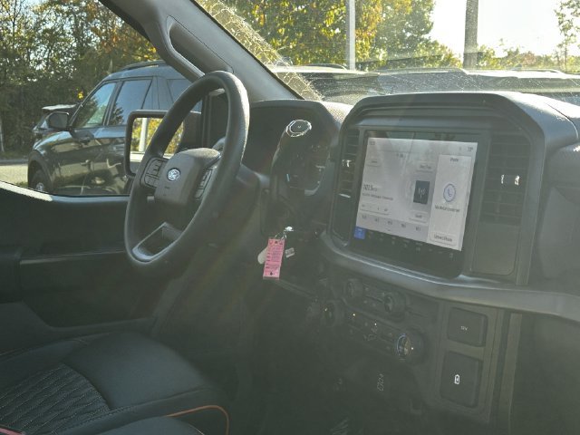 Certified 2025 Ford F150 XL AWD/4WD image 29