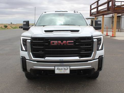 Used 2025 GMC Sierra 2500 Pro w/ Convenience Package AWD/4WD image 9