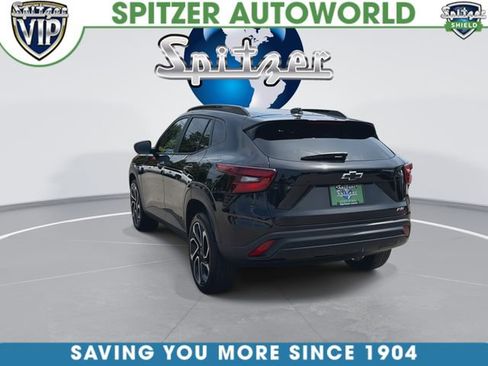 Used 2025 Chevrolet Trax RS w/ Driver Confidence Package FWD image 8