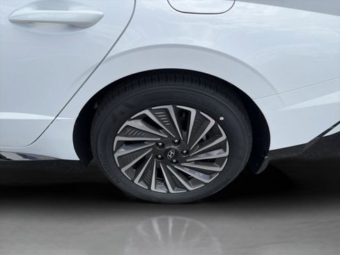 New 2026 Hyundai Sonata SEL FWD image 30