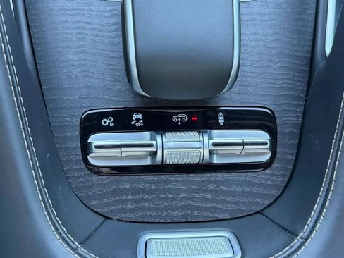Used 2023 Mercedes-Benz GLE 53 AMG 4MATIC image 22