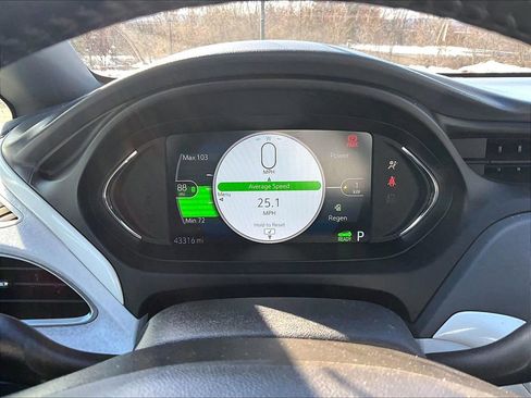 Used 2017 Chevrolet Bolt LT image 17