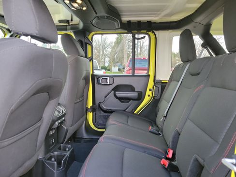 Used 2023 Jeep Wrangler Rubicon w/ Cold Weather Group image 12