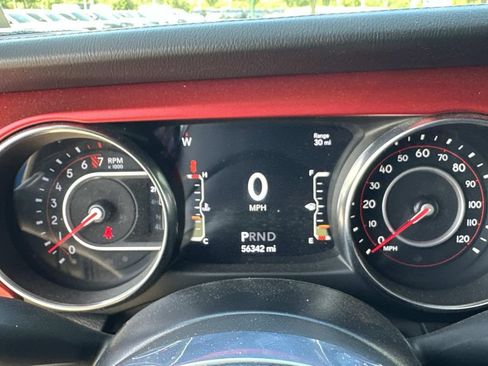 Used 2022 Jeep Wrangler Unlimited Rubicon w/ Xtreme Recon 35" Tire Package AWD/4WD image 29