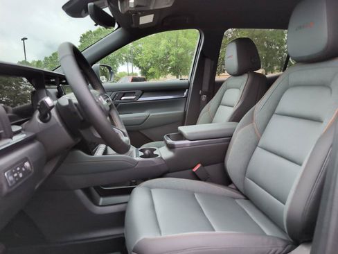 Used 2026 GMC Terrain AT4 w/ Convenience Package III AWD/4WD image 16