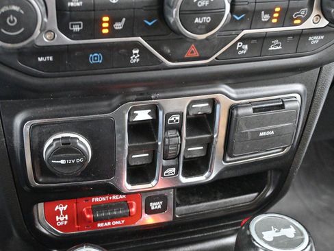 Used 2021 Jeep Wrangler Unlimited Rubicon 4xe w/ Steel Bumper Group image 25