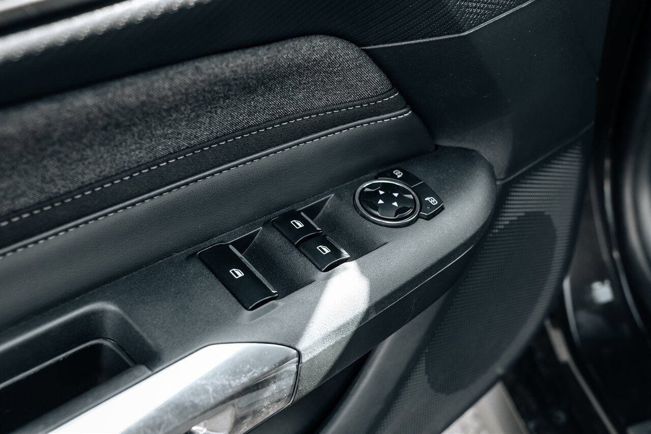 Used 2024 Ford Mustang Convertible RWD image 19