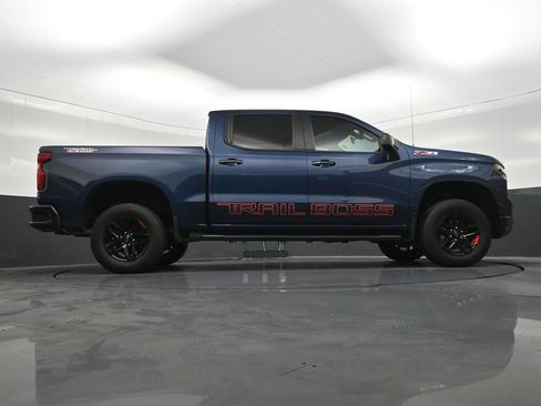 Used 2021 Chevrolet Silverado 1500 LT Trail Boss w/ Convenience Package II AWD/4WD image 28