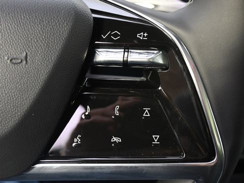 New 2025 Cadillac Escalade IQ Luxury 1 image 34