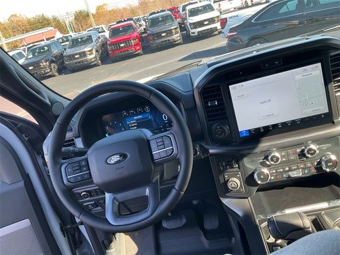 New 2025 Ford F150 Lariat w/ Equipment Group 501A Mid image 21