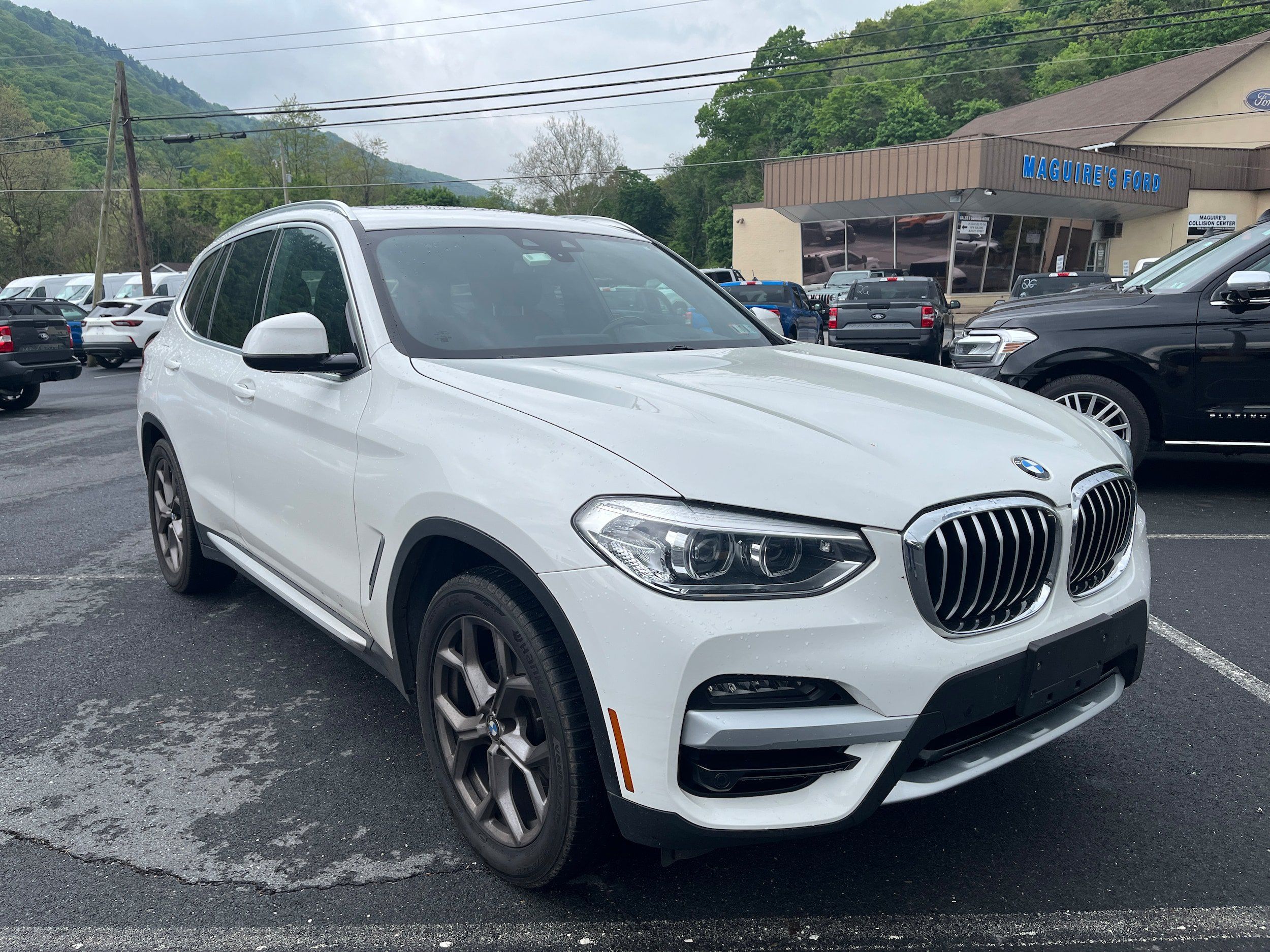Used 2021 BMW X3 xDrive30i w/ Premium Package AWD/4WD image 3