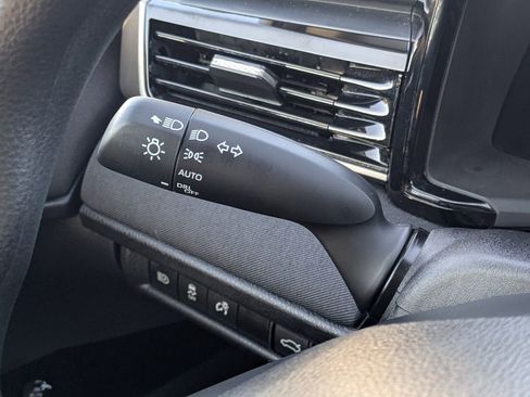 Used 2025 Toyota Camry LE image 24