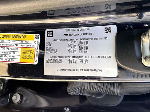 Used 2024 GMC Yukon Denali RWD image 35