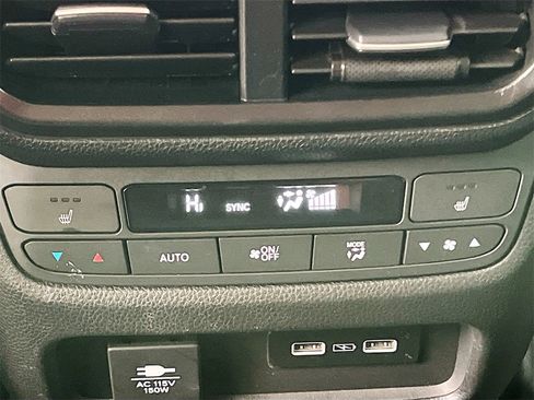 Used 2023 Honda Pilot Elite image 27