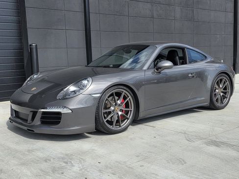 Used 2015 Porsche 911 Carrera 4S image 1