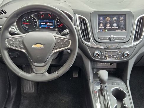 Used 2024 Chevrolet Equinox LT image 23