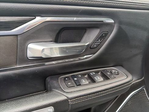 Used 2024 RAM 1500 Laramie AWD/4WD image 28