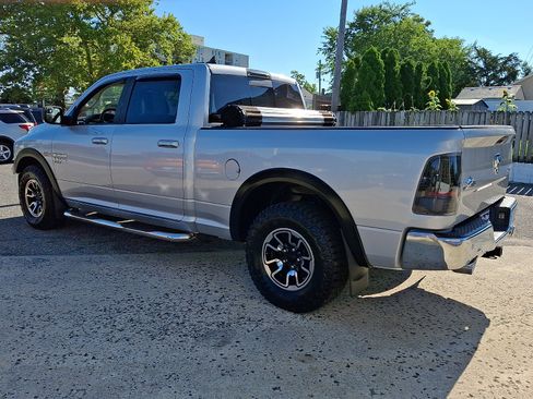 Used 2019 RAM 1500 Big Horn AWD/4WD image 4