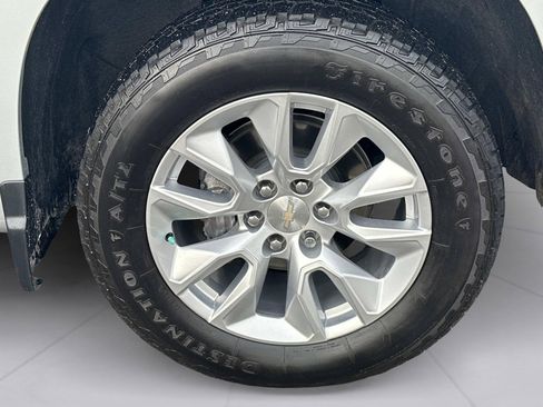 Used 2022 Chevrolet Silverado 1500 Custom image 28