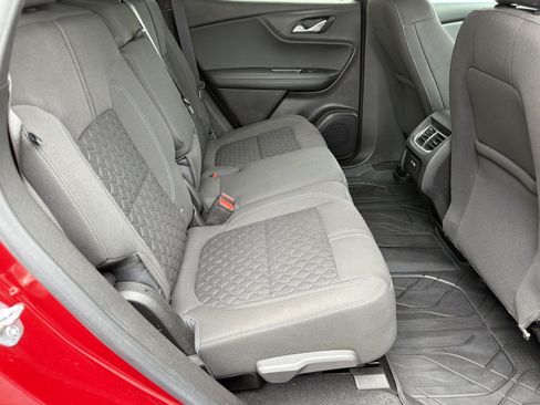 Used 2021 Chevrolet Blazer LT w/ LPO, Black Accent Package FWD image 15