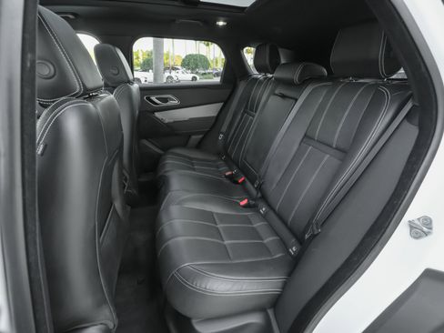 Used 2023 Land Rover Range Rover Velar R-Dynamic S image 34