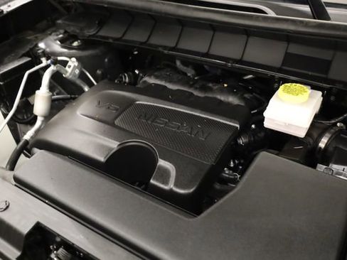 Used 2024 Nissan Pathfinder Platinum image 9