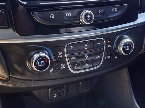Used 2020 Chevrolet Traverse RS w/ LPO, Cargo Package FWD image 20
