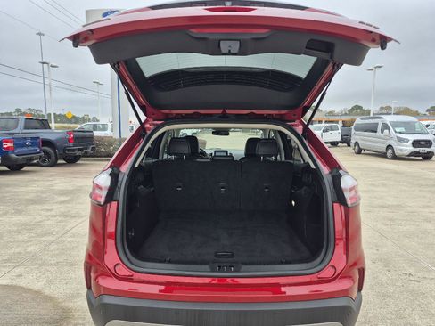 Certified 2024 Ford Edge SEL image 7