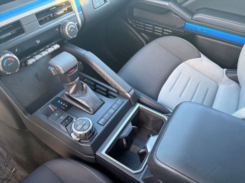 Used 2025 Toyota Tacoma TRD Off-Road image 40