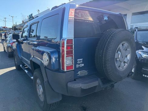 Used 2006 HUMMER H3 image 2