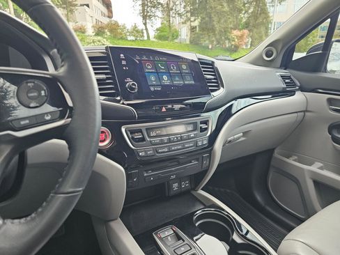 Used 2022 Honda Pilot Touring image 33