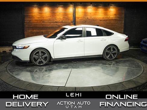 Used 2023 Honda Accord Sport image 1