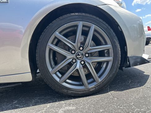 Used 2016 Lexus IS 200t w/ F Sport Package RWD image 13