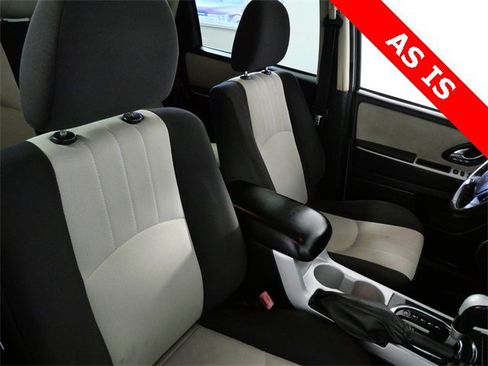 Used 2005 Mercury Mariner Luxury image 11