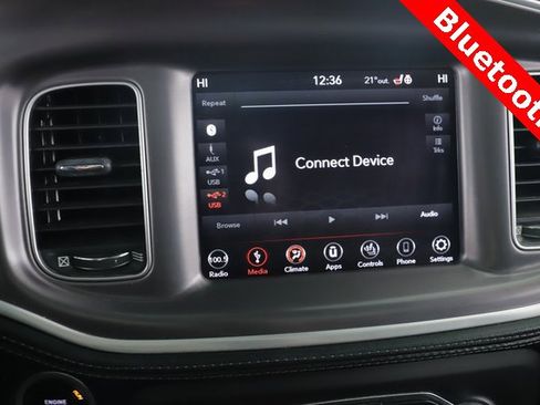 Used 2019 Dodge Charger SXT image 5