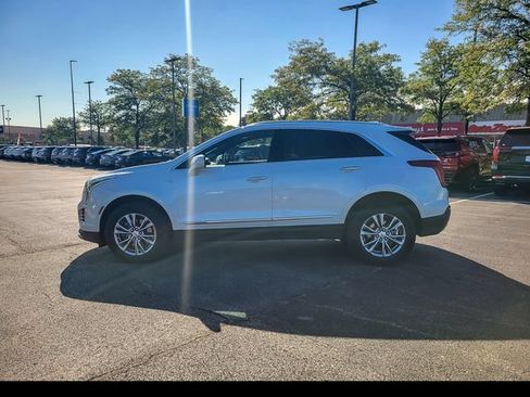 Certified 2023 Cadillac XT5 Premium Luxury AWD/4WD image 9