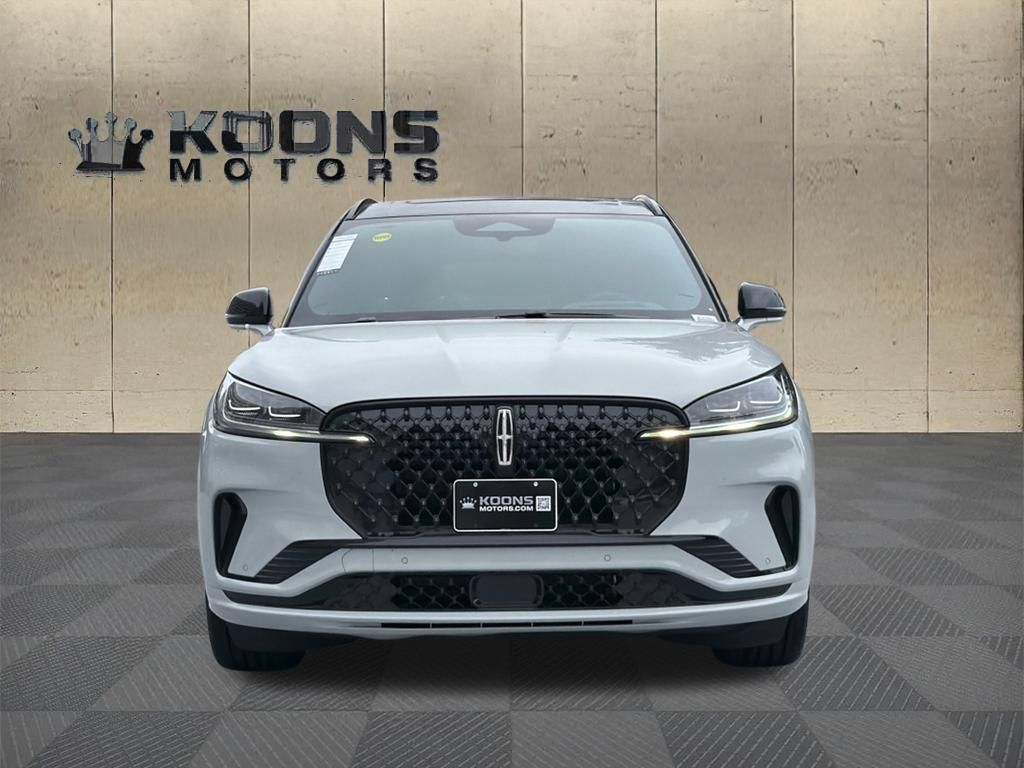 New 2027 Lincoln Aviator Black Label w/ Black Label Special Edition AWD/4WD image 3