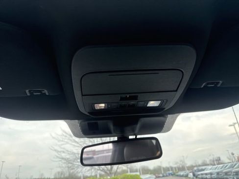 Used 2022 Ford F150 XLT w/ Equipment Group 302A High image 17