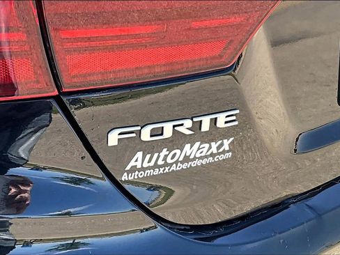 Used 2023 Kia Forte GT-Line FWD image 30