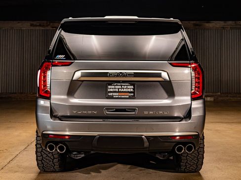 Used 2021 GMC Yukon Denali image 8
