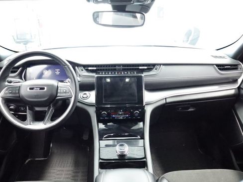 Certified 2021 Jeep Grand Cherokee L Laredo AWD/4WD image 20