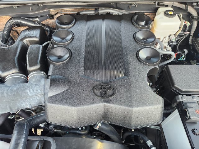 Used 2024 Toyota 4Runner SR5 Premium w/ Moonroof Package AWD/4WD image 29