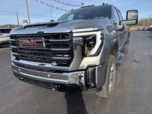 New 2026 GMC Sierra 3500 SLE w/ SLE Value Package image 10