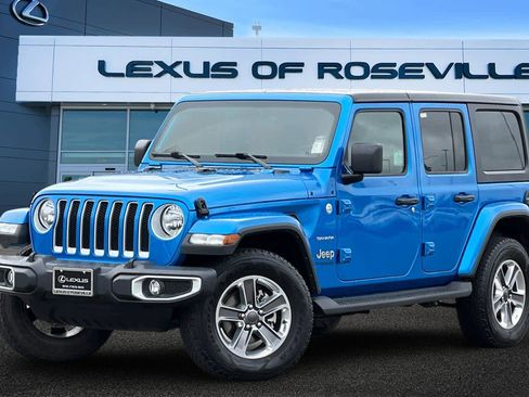 Used 2022 Jeep Wrangler Unlimited Sahara w/ Cold Weather Group AWD/4WD image 1