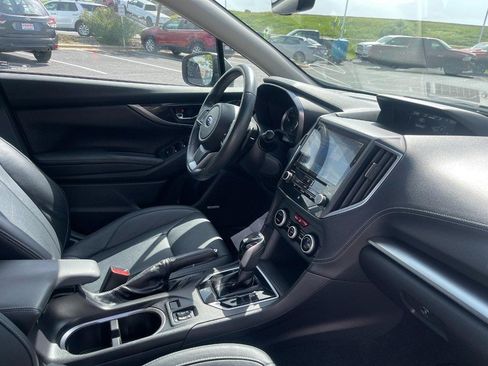 Used 2017 Subaru Impreza 2.0i Limited AWD/4WD image 3