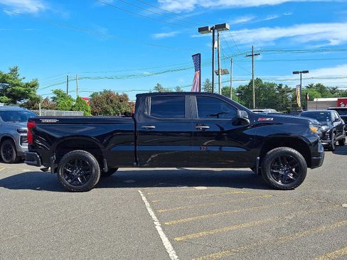 Used 2022 Chevrolet Silverado 1500 Custom Trail Boss AWD/4WD image 8